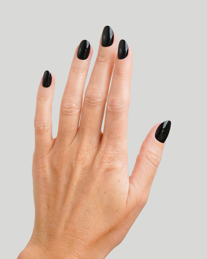 Dark Dream Short Round Soft Gel Press Ons