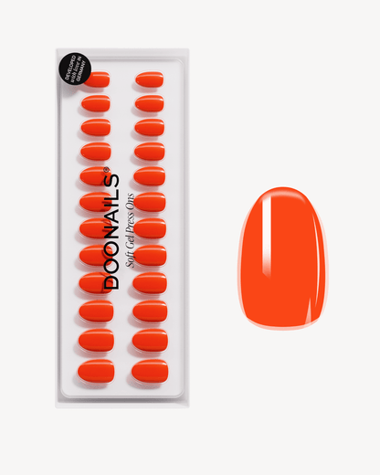 Dolce Vita Short Round Soft Gel Press Ons